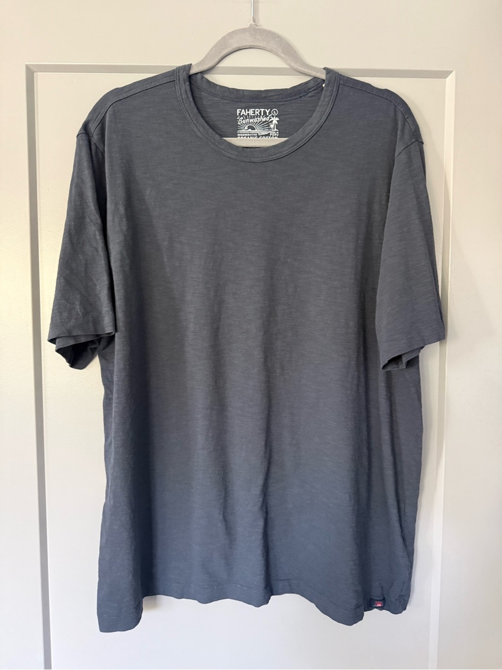 FAHERTY Sunwashed Short Sleeve Crewneck Tee Size Large NWOT